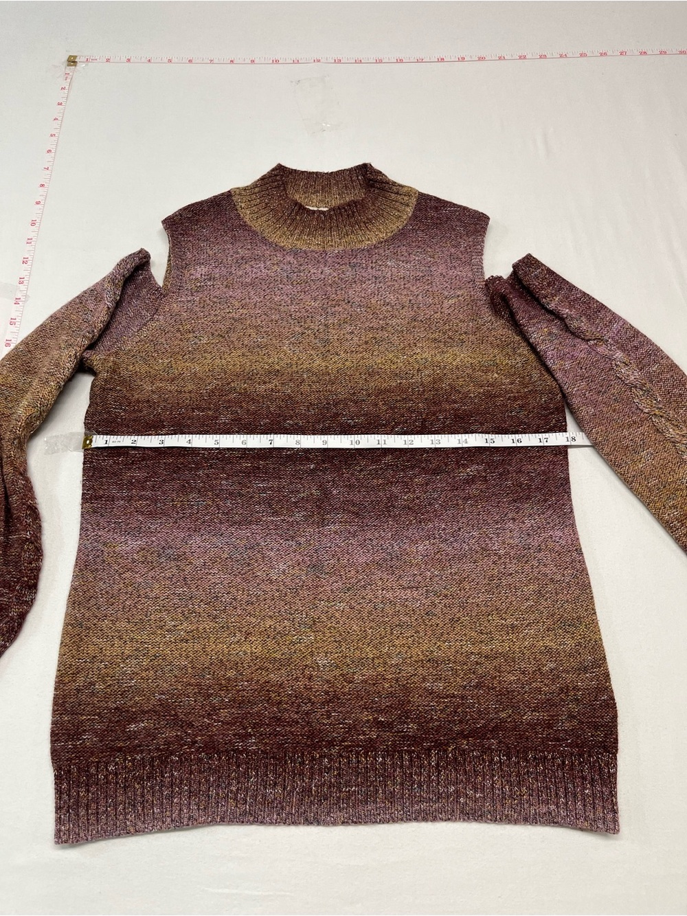 cleo cold, shoulder Mock Neck Sweater in Mauve and Gold-Tone work, Travel 1437 - Picture 4 of 5